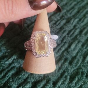 NEW Bomb Party Regal In Everyway Ring